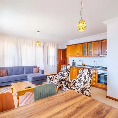 Kybele Sea View Apartman