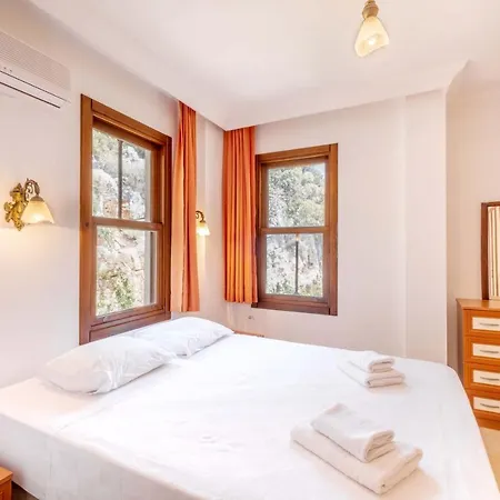 Kybele Sea View Apartman *