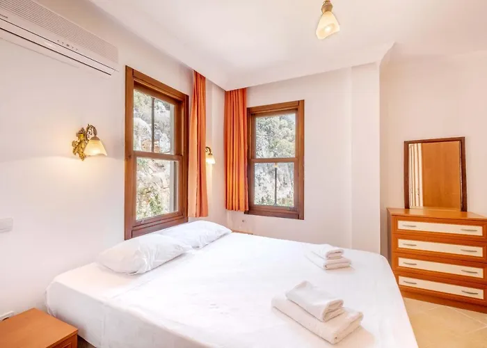 Kybele Sea View Apartman *